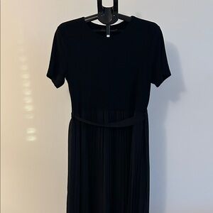 Elegant Black Midi Dress